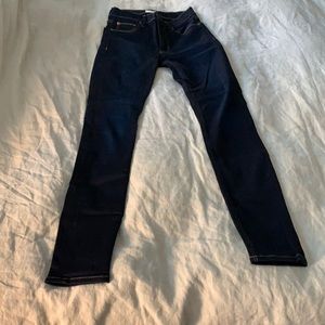 SZ 24 dark, skinny Hudson jeans